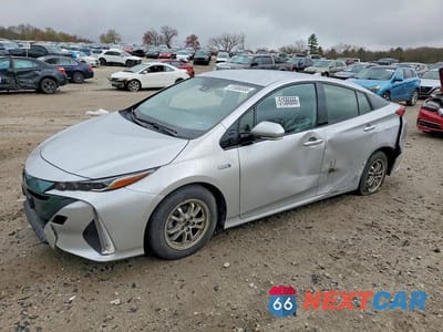 2018 TOYOTA PRIUS PRIME PREMIUM JTDKARFP3J3088234 - główne zdjęcie licytacji z USA - miniatura