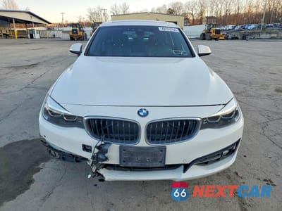 Piąte zdjęcie samochodu w środku: 2018 BMW 330 XIGT VIN:WBA8Z9C54JB220281 - miniatura