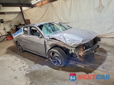 Czwarte zdjęcie samochodu z boku: 2025 HYUNDAI ELANTRA SEL CONVENIENCE VIN:KMHLS4DG5SU982461 - miniatura