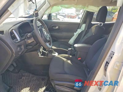 Zdjęcie 7 z 11 samochodu: 2023 JEEP RENEGADE LATITUDE VIN:ZACNJDB13PPP19101 - miniatura