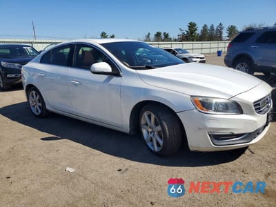 Czwarte zdjęcie samochodu z boku: 2016 VOLVO S60 PLATINUM VIN:YV149MFM8G2394414 - miniatura