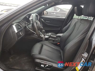 Zdjęcie 7 z 12 samochodu: 2017 BMW 320 I VIN:WBA8A9C34HK864475 - miniatura