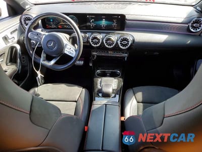 Zdjęcie 8 z 13 samochodu: 2021 MERCEDES-BENZ CLA 250 VIN:W1K5J4GB6MN185607 - miniatura