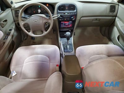 Zdjęcie 8 z 11 samochodu: 2000 HYUNDAI SONATA GL VIN:KMHWF25S6YA175692 - miniatura