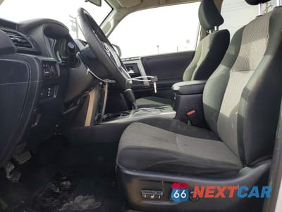 Zdjęcie 7 z 12 samochodu: 2019 TOYOTA 4RUNNER SR5 VIN:JTEZU5JR2K5202118 - miniatura