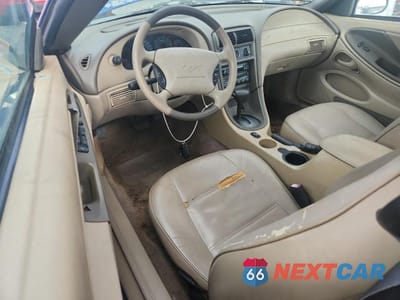 Zdjęcie 8 z 12 samochodu: 2003 FORD MUSTANG VIN:1FAFP44443F348529 - miniatura