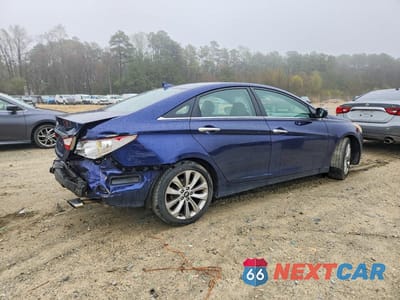 Trzecie zdjęcie samochodu z tyłu: 2012 HYUNDAI SONATA SE VIN:5NPEC4AC1CH391633 - miniatura