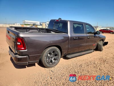 Trzecie zdjęcie samochodu z tyłu: 2026 RAM 1500 TRADESMAN VIN:3C6SRFGPXT4164692 - miniatura