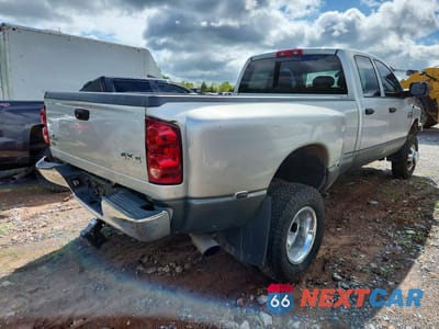 Trzecie zdjęcie samochodu z tyłu: 2008 DODGE RAM 3500 ST VIN:3D7MX48A98G195997 - miniatura