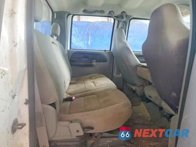 Zdjęcie 10 z 11 samochodu: 2007 FORD F250 SUPER DUTY VIN:1FTSW21P17EA41653 - miniatura