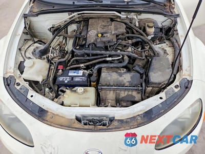Zdjęcie 11 z 12 samochodu: 2007 MAZDA MX-5 MIATA VIN:JM1NC25F470126510 - miniatura