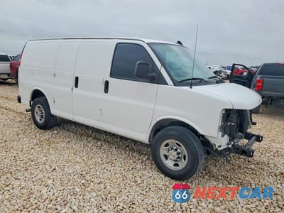 Czwarte zdjęcie samochodu z boku: 2024 CHEVROLET EXPRESS 2500 CARGO UTILITY / SERVICE VAN VIN:1GCWGAF71R1289493 - miniatura