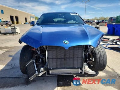 Piąte zdjęcie samochodu w środku: 2022 BMW X6 M50I VIN:5UXCY8C04N9J15072 - miniatura