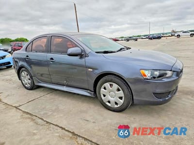 Czwarte zdjęcie samochodu z boku: 2011 MITSUBISHI LANCER ES VIN:JA32U2FU8BU023068 - miniatura