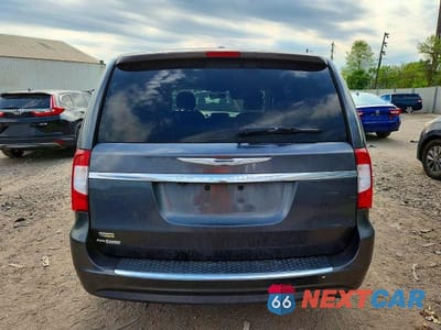 Zdjęcie 6 z 13 samochodu: 2016 CHRYSLER TOWN & COUNTRY VIN:2C4RC1BGXGR173362 - miniatura