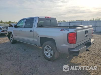 Drugie zdjęcie samochodu z przodu: 2018 CHEVROLET SILVERADO K1500 LT VIN:3GCUKRECXJG638711 - miniatura