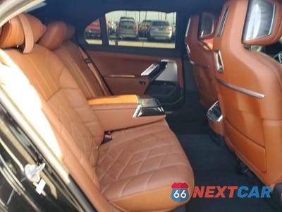 Zdjęcie 10 z 11 samochodu: 2025 BMW I7 EDRIVE50 VIN:WBY43EJ08SCU94256 - miniatura