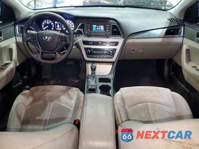 Zdjęcie 8 z 12 samochodu: 2015 HYUNDAI SONATA SE VIN:5NPE24AF4FH007619 - miniatura