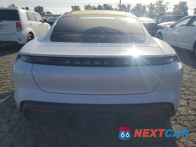 Zdjęcie 6 z 12 samochodu: 2021 PORSCHE TAYCAN 4S VIN:WP0AB2Y19MSA40873 - miniatura