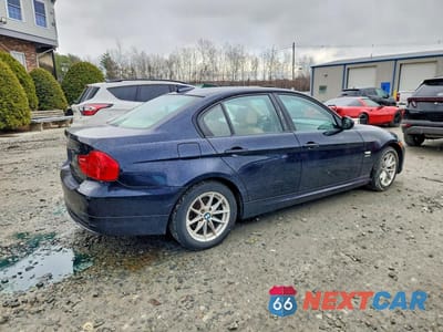 Trzecie zdjęcie samochodu z tyłu: 2010 BMW 328 XI SULEV VIN:WBAPK5C58AA652869 - miniatura