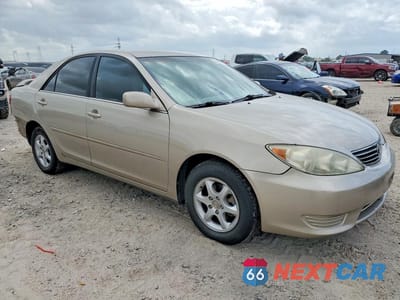 Czwarte zdjęcie samochodu z boku: 2005 TOYOTA CAMRY LE VIN:4T1BE32K15U633368 - miniatura