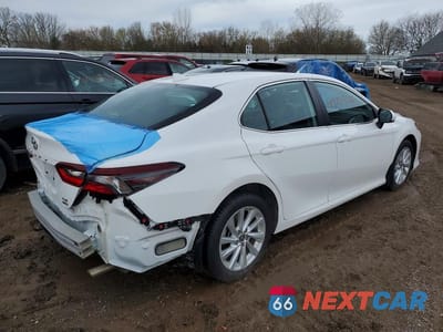 Trzecie zdjęcie samochodu z tyłu: 2023 TOYOTA CAMRY LE VIN:4T1C11BK3PU092847 - miniatura