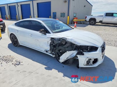 Czwarte zdjęcie samochodu z boku: 2021 AUDI A5 PREMIUM 45 VIN:WAUDACF52MA026261 - miniatura