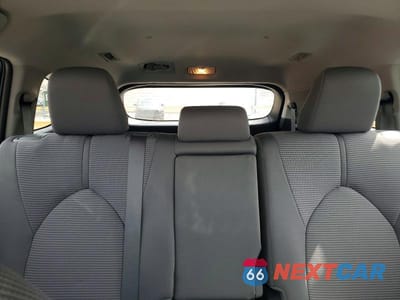 Zdjęcie 10 z 14 samochodu: 2024 TOYOTA HIGHLANDER LE VIN:5TDKDRAH1RS054990 - miniatura