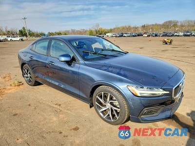 Czwarte zdjęcie samochodu z boku: 2019 VOLVO S60 T6 MOMENTUM VIN:7JRA22TK4KG005284 - miniatura