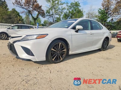 2019 TOYOTA CAMRY XSE 4T1B61HK5KU722624 - główne zdjęcie licytacji z USA - miniatura