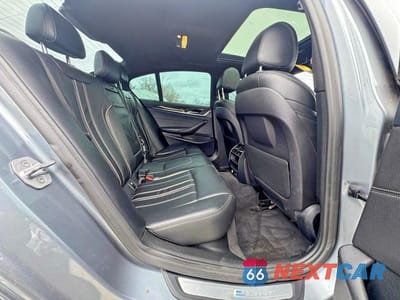 Zdjęcie 6 z 10 samochodu: 2018 BMW 530XE VIN:WBAJB1C56JB374403 - miniatura