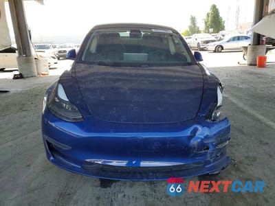 Piąte zdjęcie samochodu w środku: 2021 TESLA MODEL 3 VIN:5YJ3E1EA3MF057404 - miniatura
