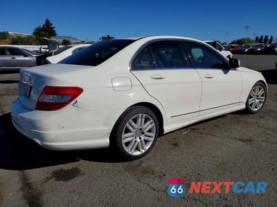 Trzecie zdjęcie samochodu z tyłu: 2008 MERCEDES-BENZ C 300 4MATIC VIN:WDDGF81X28F150116 - miniatura