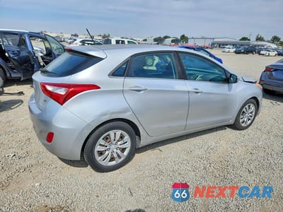 Trzecie zdjęcie samochodu z tyłu: 2017 HYUNDAI ELANTRA GT BASE VIN:KMHD35LH3HU361777 - miniatura