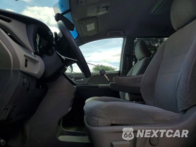 Zdjęcie 7 z 12 samochodu: 2015 TOYOTA SIENNA LE VIN:5TDKK3DC6FS602349 - miniatura