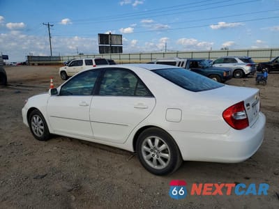 Drugie zdjęcie samochodu z przodu: 2002 TOYOTA CAMRY XLE V6 VIN:JTDBF30K720001725 - miniatura