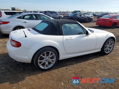 Trzecie zdjęcie samochodu z tyłu: 2013 MAZDA MX-5 MIATA GRAND TOURING VIN:JM1NC2NF7D0229092 - miniatura