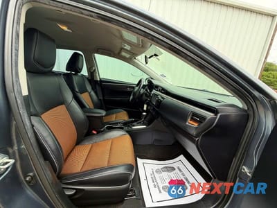 Piąte zdjęcie samochodu w środku: 2014 TOYOTA COROLLA S PLUS VIN:2T1BURHE0EC115020 - miniatura