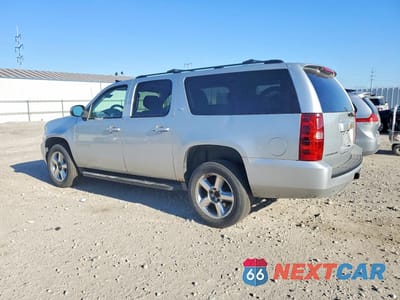 Drugie zdjęcie samochodu z przodu: 2013 CHEVROLET SUBURBAN K1500 LT VIN:1GNSKJE78DR374816 - miniatura