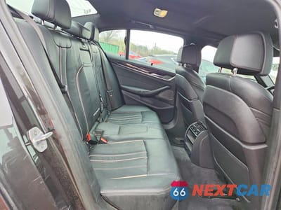 Zdjęcie 10 z 12 samochodu: 2018 BMW 530XE VIN:WBAJB1C58JB084065 - miniatura