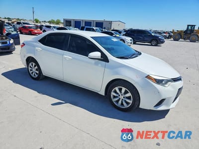 Czwarte zdjęcie samochodu z boku: 2015 TOYOTA COROLLA LE VIN:5YFBURHE8FP225699 - miniatura