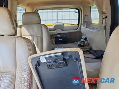 Zdjęcie 10 z 13 samochodu: 2003 LINCOLN AVIATOR VIN:5LMEU68H33ZJ01159 - miniatura