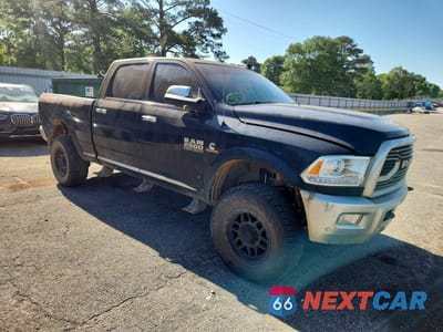 Czwarte zdjęcie samochodu z boku: 2016 RAM 2500 LONGHORN VIN:3C6UR5GLXGG108885 - miniatura