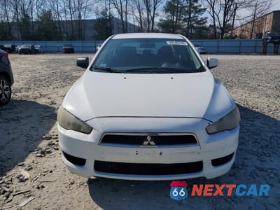 Piąte zdjęcie samochodu w środku: 2011 MITSUBISHI LANCER ES VIN:JA32U2FU2BU001079 - miniatura