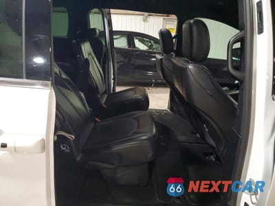 Zdjęcie 11 z 14 samochodu: 2025 CHRYSLER PACIFICA SELECT VIN:2C4RC1BG2SR512656 - miniatura