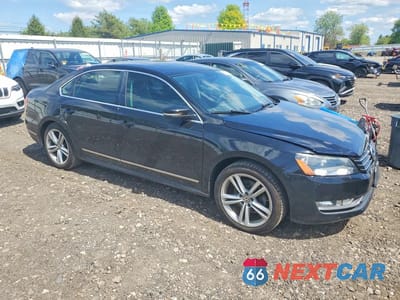 Czwarte zdjęcie samochodu z boku: 2015 VOLKSWAGEN PASSAT SEL VIN:1VWCS7A39FC056418 - miniatura