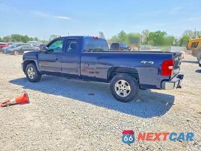 Drugie zdjęcie samochodu z przodu: 2009 CHEVROLET SILVERADO K1500 LT VIN:1GCEK29059E108645 - miniatura