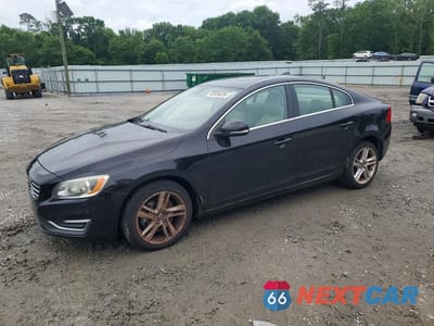 2014 VOLVO S60 T5 YV1612FS1E2277645 - główne zdjęcie licytacji z USA - miniatura