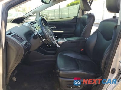 Zdjęcie 7 z 13 samochodu: 2016 TOYOTA PRIUS V FOUR VIN:JTDZN3EU5GJ054257 - miniatura