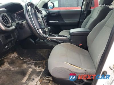 Zdjęcie 7 z 12 samochodu: 2017 TOYOTA TACOMA SR5 V6 VIN:3TMCZ5AN6HM120873 - miniatura